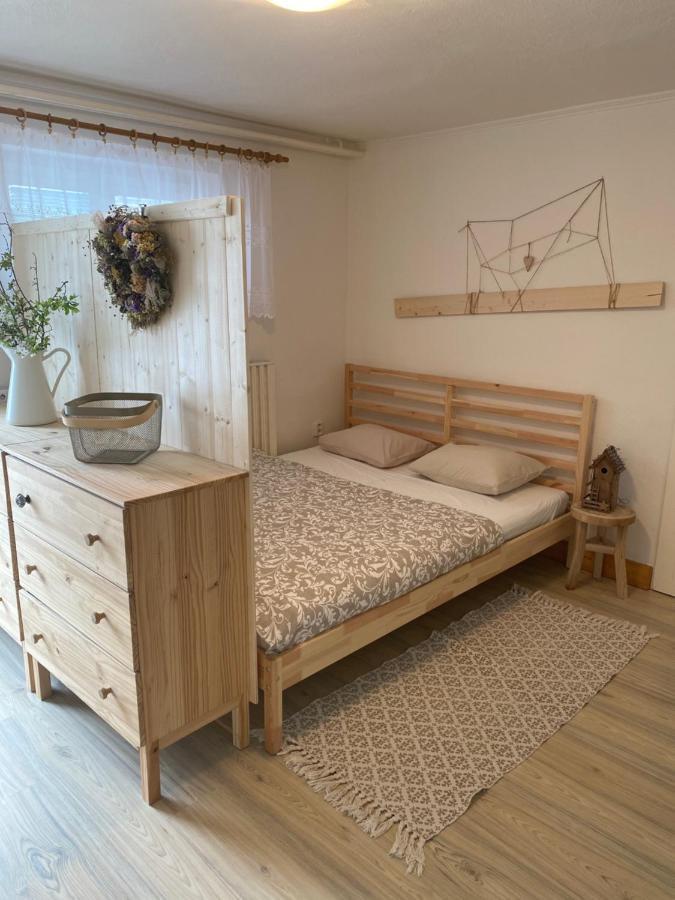 Appartement Apartman Prace Extérieur photo