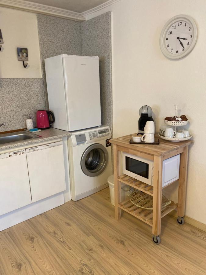 Appartement Apartman Prace Extérieur photo